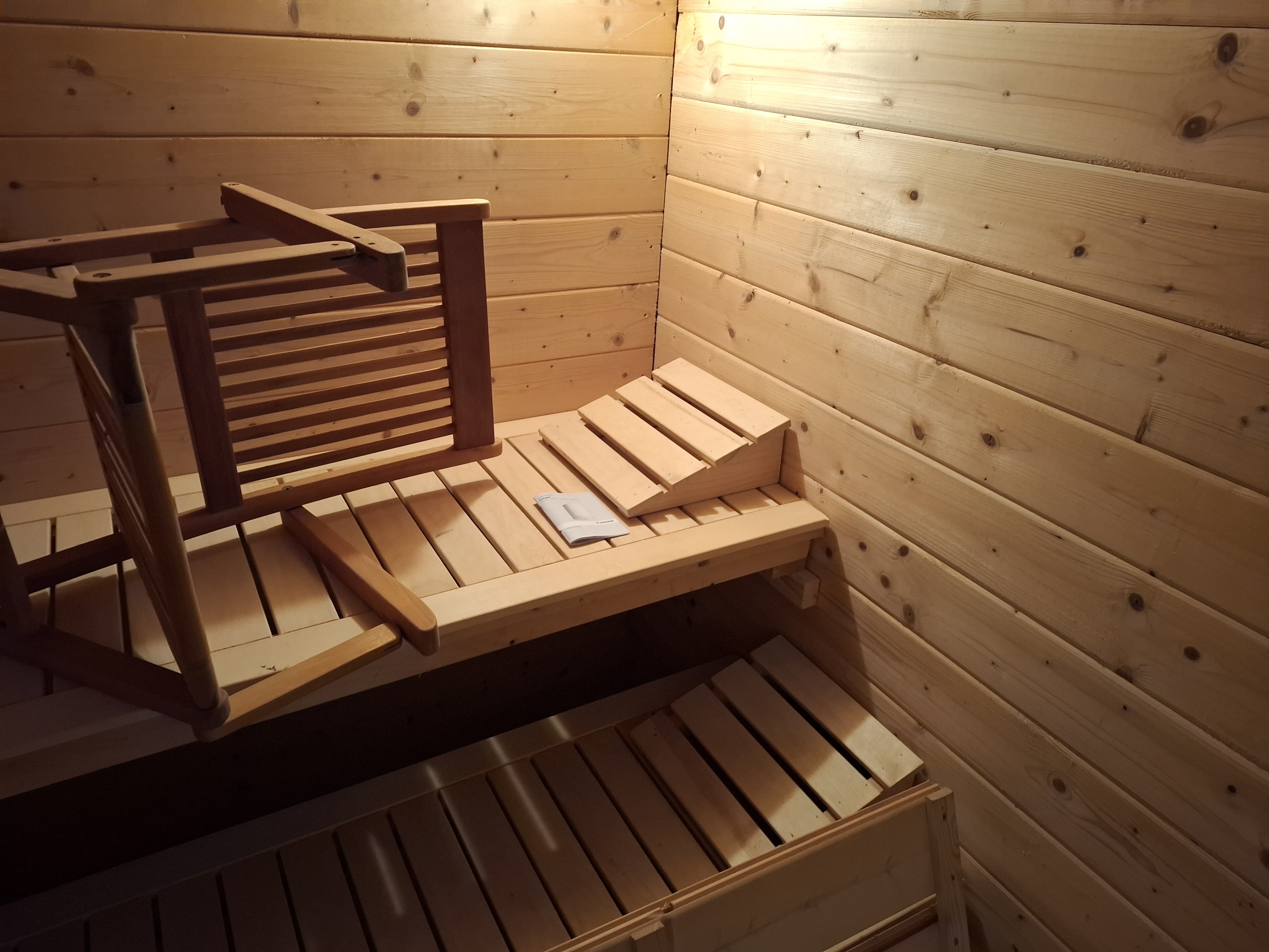 Sauna2.jpg